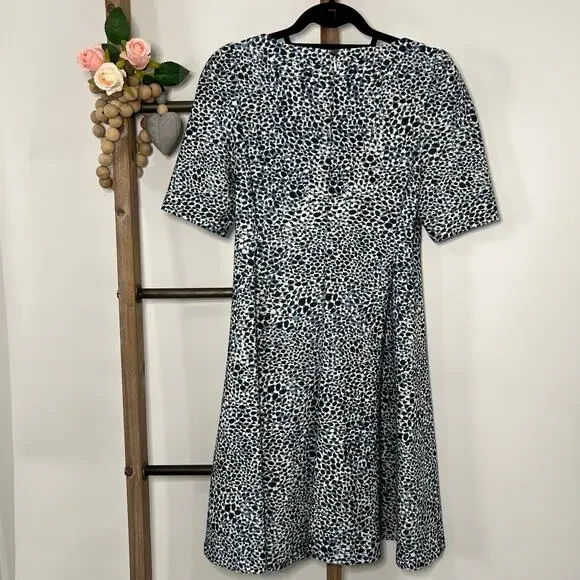 DKNY Blue Black Short Sleeve Above‎ the Knee Work Fit Flare Dress Size 8 - Picture 4 of 9